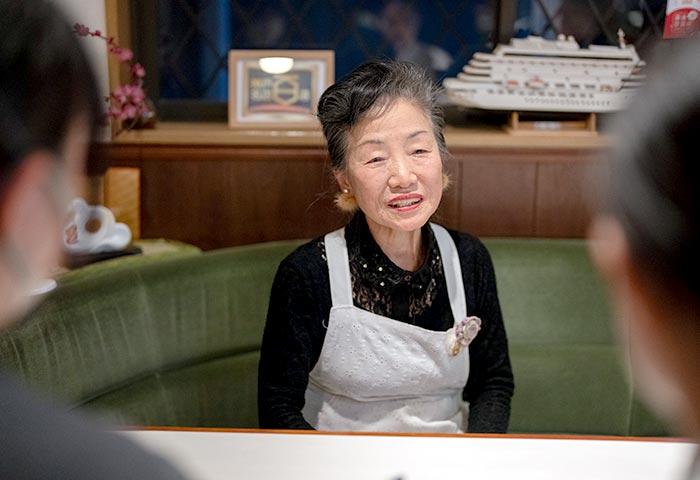 喫茶＆軽食「リバティ―ルーム カーナ」